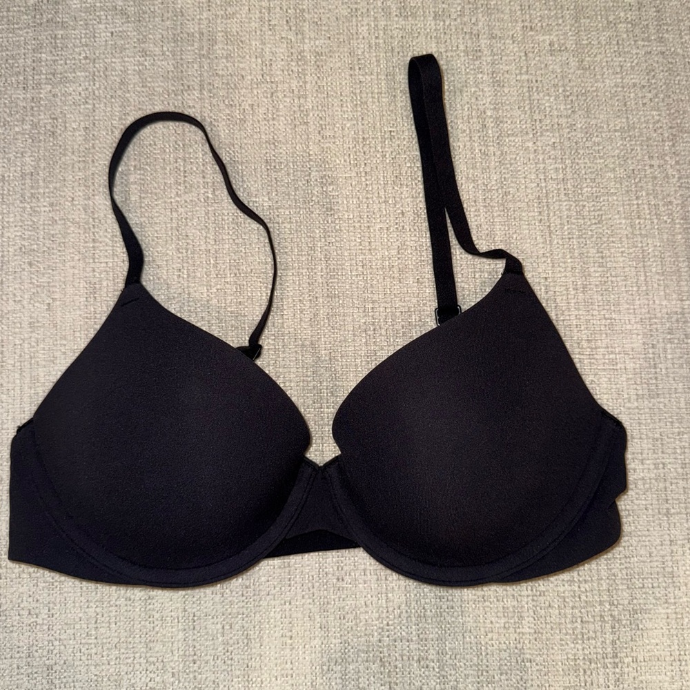 SKIMS Fits Everybody T-Shirt Bra